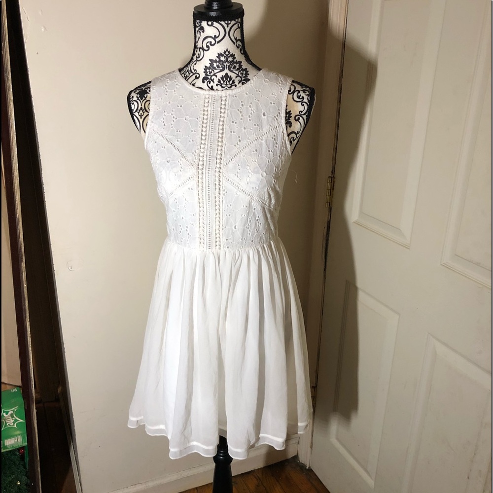 Cream do+be dress size small